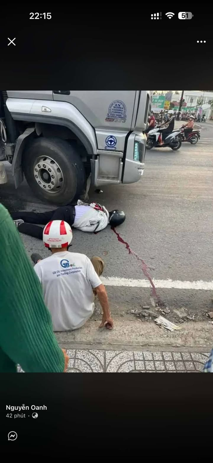 Hình ảnh tại hiện trường vụ tai nạn